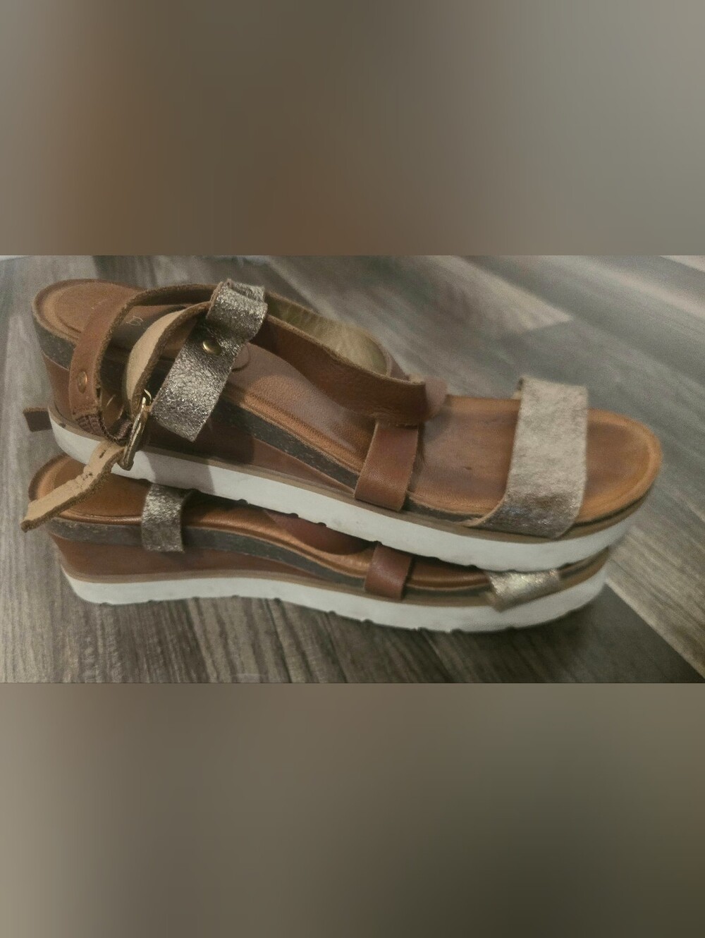 Women's Brown Leather Platform Sandals with Metallic Straps